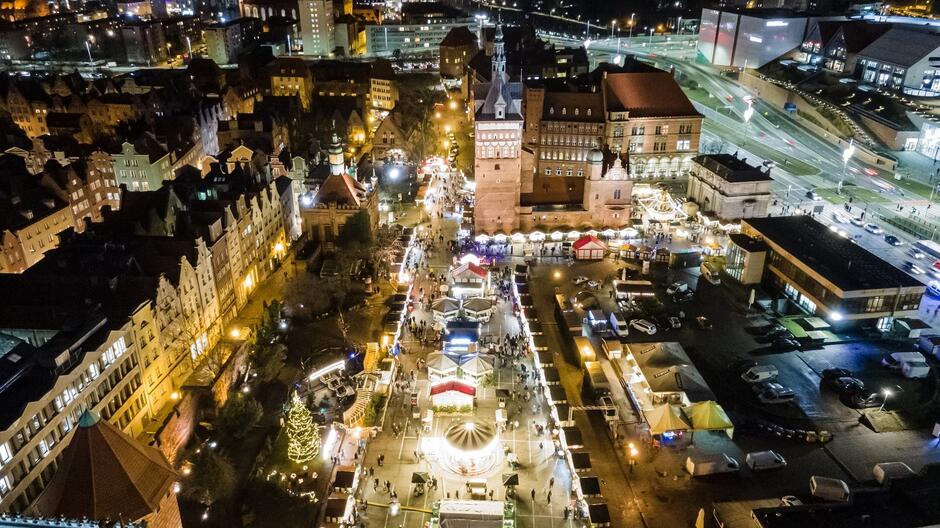 Jarmark Bożonarodzeniowy 2024 od 22 listopada. Sięgniemy po złoto ...